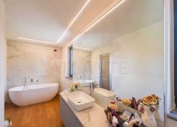 Foto 49 - Independent house via Clemente Rivetti
 
12, Rovato - photo 49