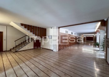 Foto 41 - Apartment Piazza Giustinian Recanati
 
1, Treviso - photo 41