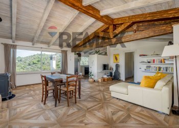 Sala da pranzo - Villa Via Sole Ruju, 50, Olbia - foto 13