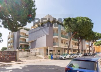 Edificio all\'aperto - Bilocale via Italia
 
81, Cagliari - foto 1