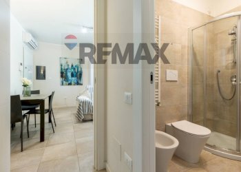 Bagno - Bilocale via Italia
 
81, Cagliari - foto 16