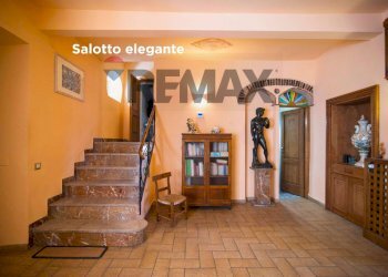 Scale - Independent house VIA DELLA REPUBBLICA
 
9, Roccastrada - photo 2