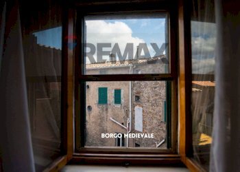 DETTAGLIO FINESTRA - Appartamento VIA DELLA REPUBBLICA
 
2, Roccastrada - foto 34