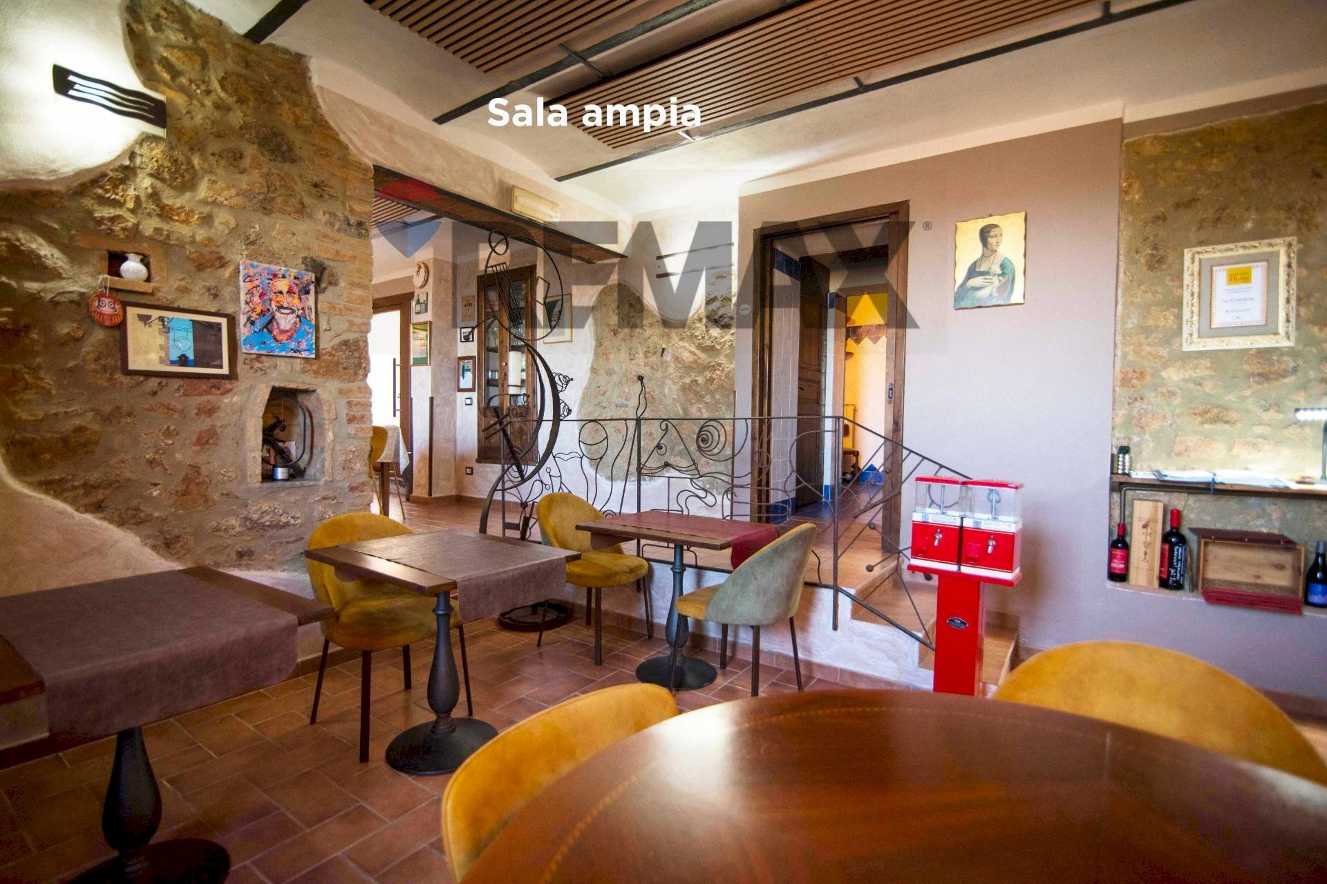 Sala da pranzo - Villa VIA DELLA MADONNA
 
1, Montieri - photo 2