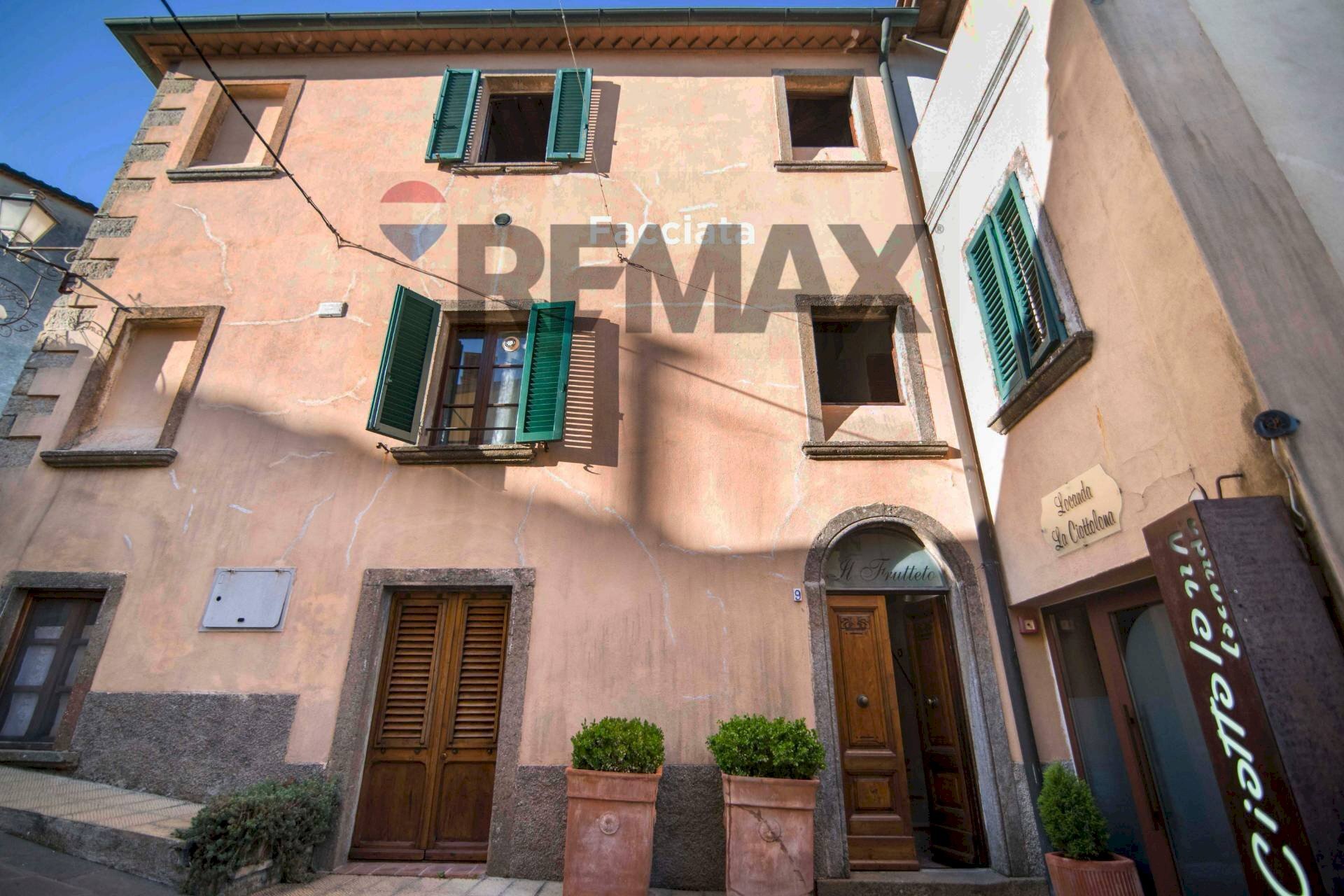 Edificio all\'aperto - Villa VIA DELLA MADONNA
 
1, Montieri - photo 3