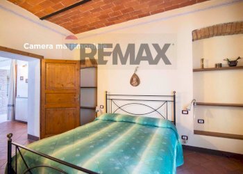 Camera / camera da letto - Villa VIA DELLA MADONNA
 
1, Montieri - photo 31