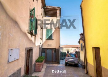 Edificio all\'aperto - Villa VIA DELLA MADONNA
 
1, Montieri - photo 38