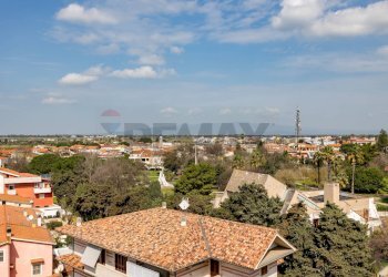 Edificio all\'aperto - Attico Oristano - foto 1