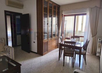 Sala da pranzo - Quadrilocale via Segni
 
20, Oristano - foto 9