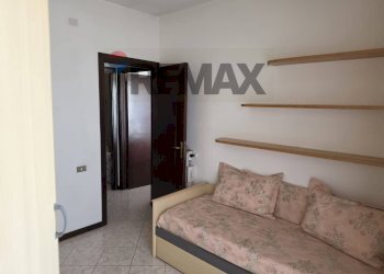 Camera / camera da letto - Quadrilocale via Segni
 
20, Oristano - foto 21