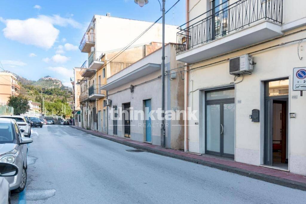 Foto 2 - Villa Via Vittorio Emanuele
SNC, Giardini-Naxos - photo 2