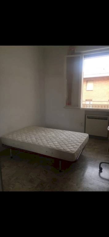 Camera da letto - Non-buildable land via Emilia Levante, 81, Bologna (neighborhood Mazzini) - photo 3