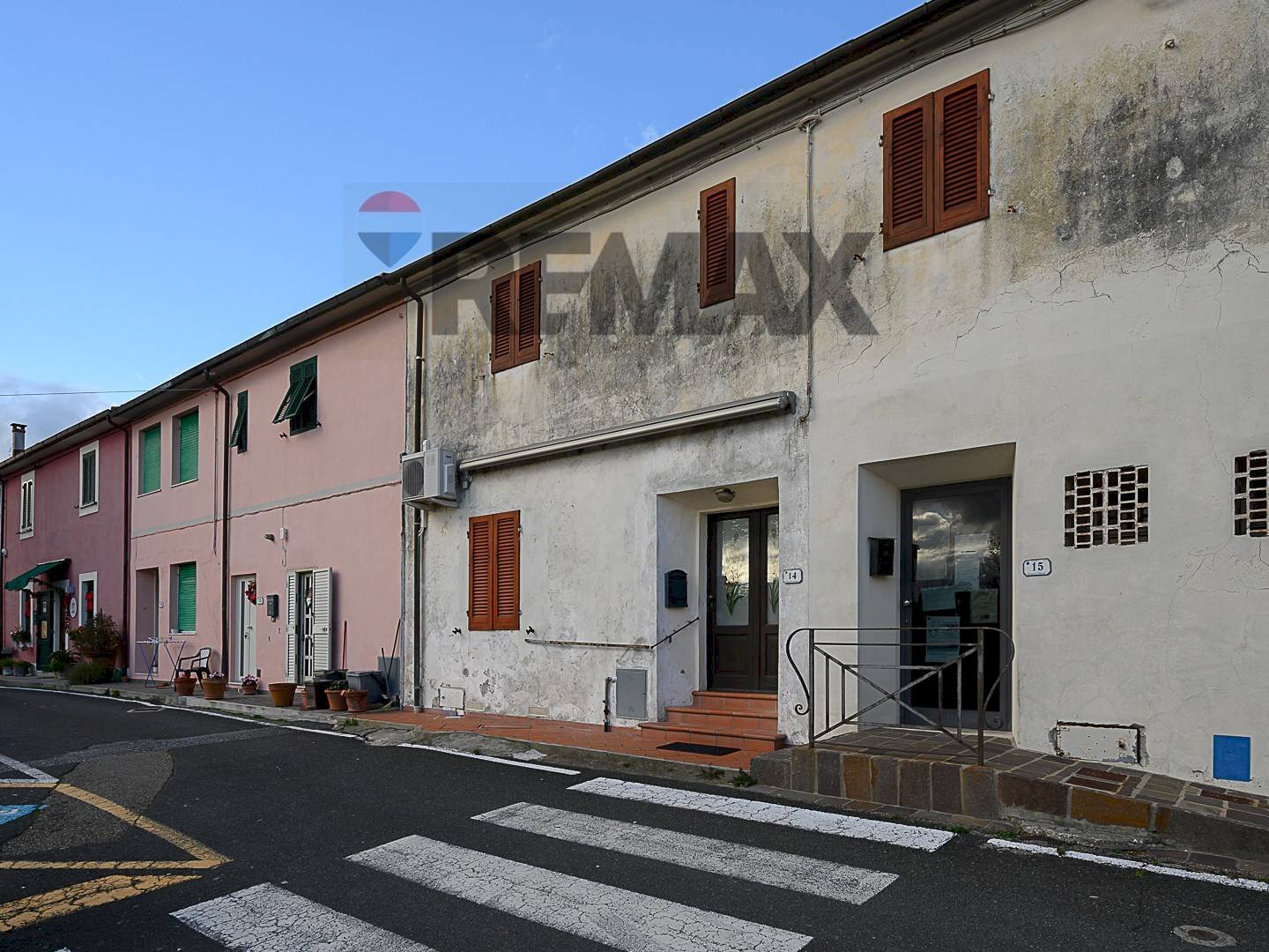 Edificio all\'aperto - Three-room apartment Piazza Mazzini
 
14, Rosignano Marittimo - photo 2