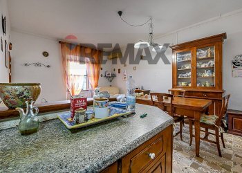 Cucina - Three-room apartment Piazza Mazzini
 
14, Rosignano Marittimo - photo 9