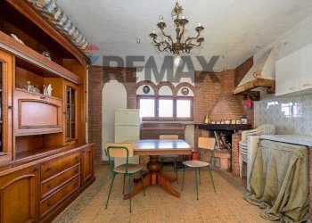 Cucina - Three-room apartment Piazza Mazzini
 
14, Rosignano Marittimo - photo 28