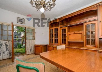 Sala da pranzo - Three-room apartment Piazza Mazzini
 
14, Rosignano Marittimo - photo 30