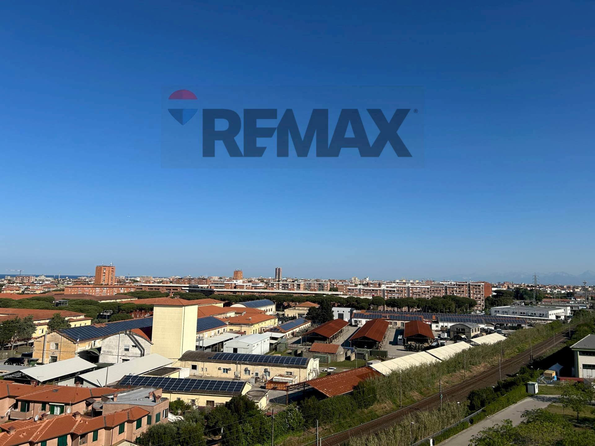 Edificio all\'aperto - Ufficio Via Grotta Delle Fate
 
41, Livorno - foto 1