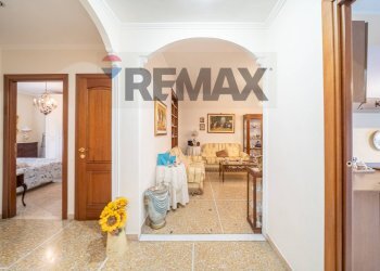 Hall / corridoio - Three-room apartment Via Pasquale Del Giudice
12, Roma - photo 5