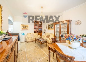 Sala da pranzo - Three-room apartment Via Pasquale Del Giudice
12, Roma - photo 9