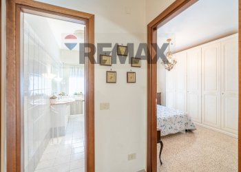 Hall / corridoio - Three-room apartment Via Pasquale Del Giudice
12, Roma - photo 26