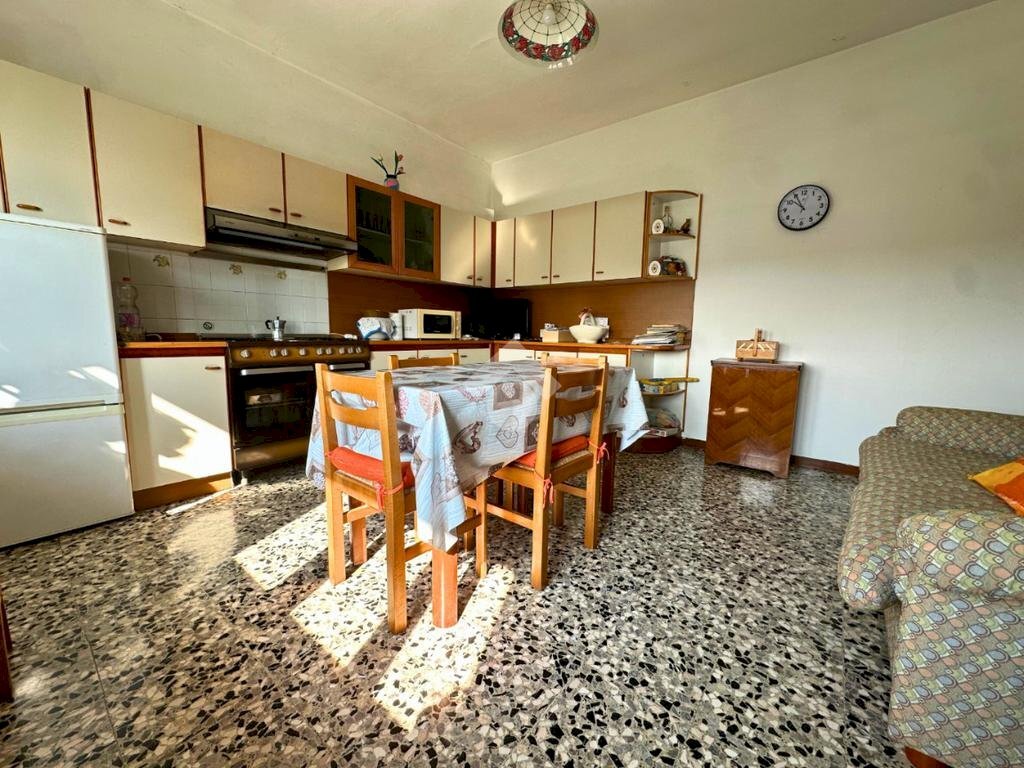 Four-room apartment Via giovanni boccaccio, Tronzano Vercellese - photo 3