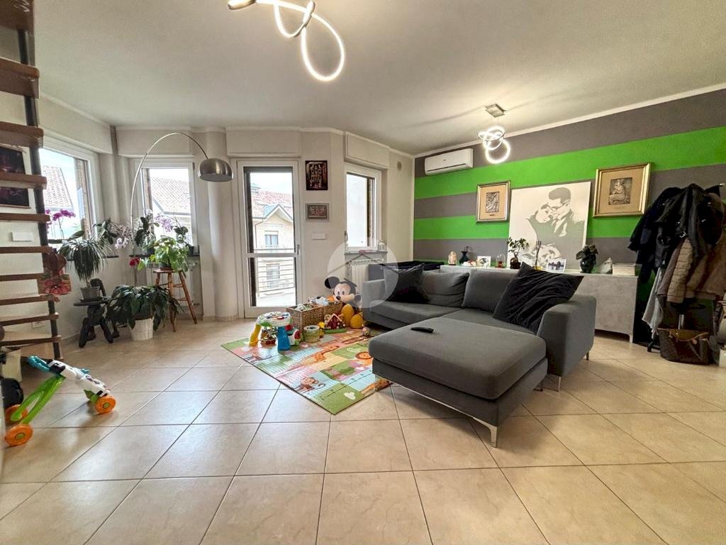 Four-room apartment Via S. Francesco da Paola, None - photo 2