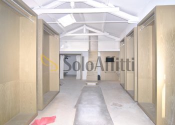 INGRESSO - Commercial Premises Piazza Attias 2, Livorno - photo 5