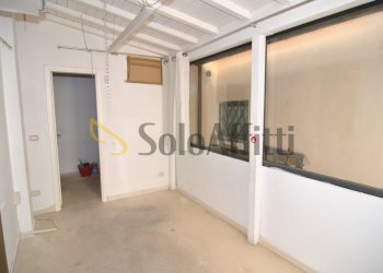 VANO POSSIBILE USO UFFICIO - Commercial Premises Piazza Attias 2, Livorno - photo 14