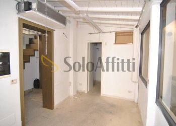 VANO POSSIBILE USO UFFICIO - Commercial Premises Piazza Attias 2, Livorno - photo 15