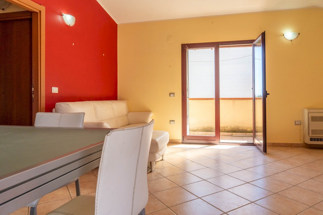 Soggiorno con angolo cottura - Three-room apartment Villasor - photo 3