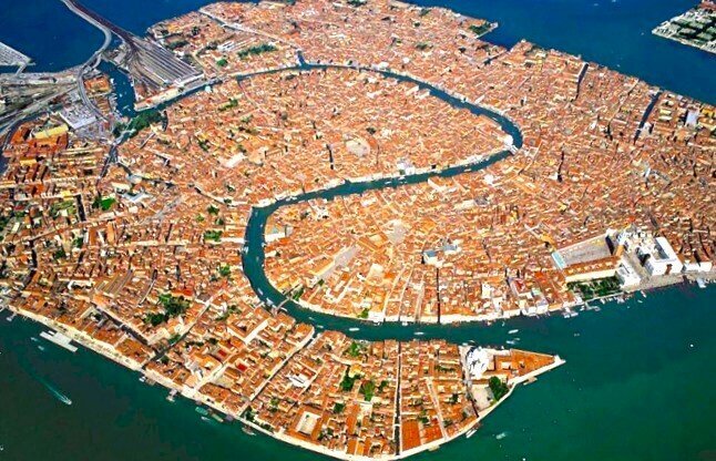 venezia (2).jpg - Stable - Palace Venezia (neighborhood Mestre) - photo 3