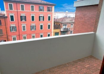 vista balcone - Quadrilocale Bologna (zona Lame) - foto 8