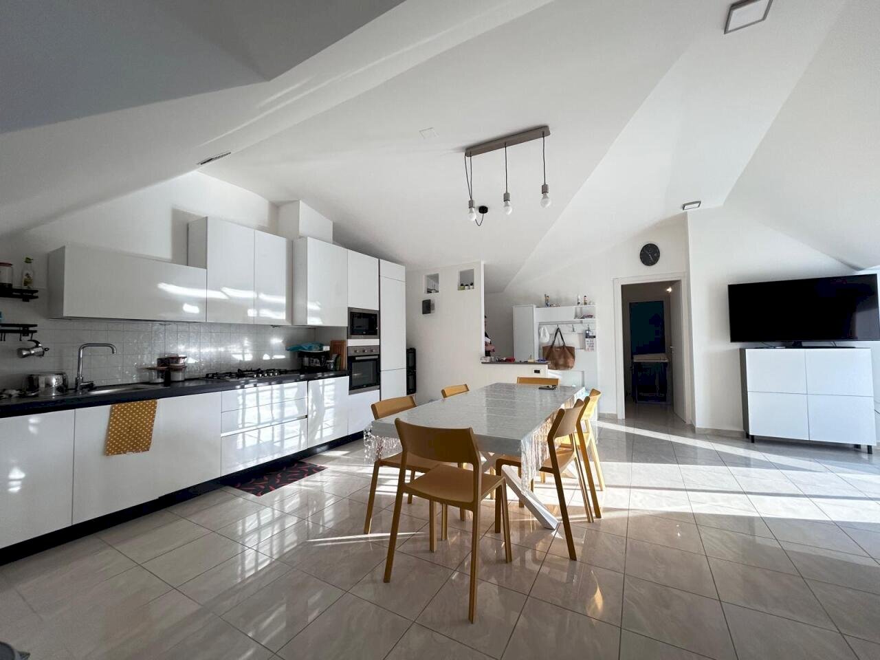 Immagine WhatsApp 2025-05-13 ore 16.09.35_61f85f9b - Two-room apartment Viale Maiella 23/A, Francavilla al Mare - photo 1