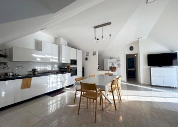 Immagine WhatsApp 2025-05-13 ore 16.09.35_61f85f9b - Two-room apartment Viale Maiella 23/A, Francavilla al Mare - photo 1