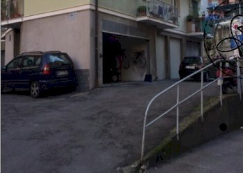 1.jpg - Box all'asta Via Castagneto 58, Rapallo - foto 1