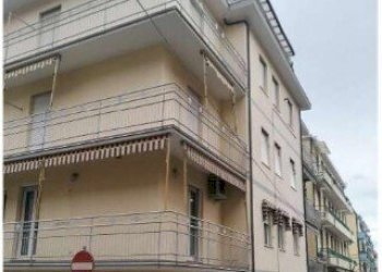 2.jpg - Apartment at auction Via Bergamo 5, Laigueglia - photo 1