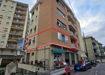 2.jpg - Appartamento all'asta Via Piero Pinetti 41, Genova (zona Marassi) - foto 1