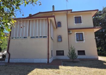 20260502_114526.jpg - Villa Via Aldo Moro 11, Castelnuovo di Porto - foto 4