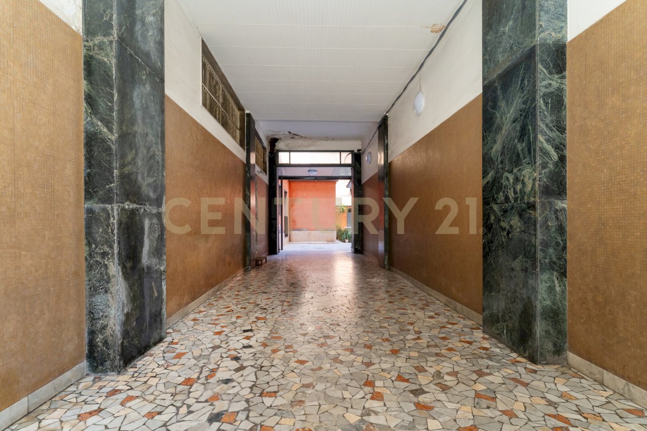 Sangiuliano 54 CT (3).jpg - Four-room apartment Via Antonino di Sangiuliano 54, Catania - photo 3