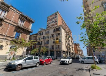Sangiuliano 54 CT (1).jpg - Quadrilocale Via Antonino di Sangiuliano 54, Catania - foto 1