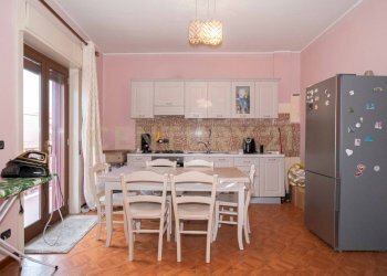 2.jpg - Apartment Via Modena 17, Misterbianco - photo 2