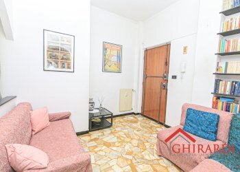 2.1 soggiorno.jpg - Appartamento VIA CANESI 56, Genova (zona Sestri Ponente) - foto 4