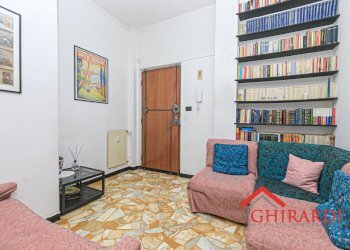 2.2 soggiorno.jpg - Appartamento VIA CANESI 56, Genova (zona Sestri Ponente) - foto 5