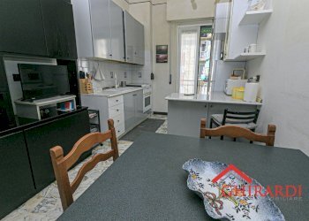 3.1 cucina.jpg - Appartamento VIA CANESI 56, Genova (zona Sestri Ponente) - foto 8
