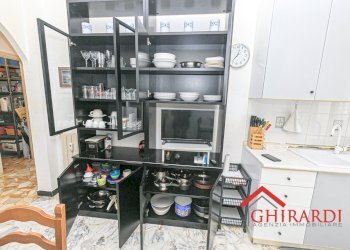 3.6 cucina.jpg - Appartamento VIA CANESI 56, Genova (zona Sestri Ponente) - foto 13