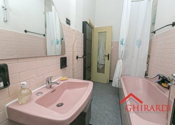 6.2 bagno.jpg - Appartamento VIA CANESI 56, Genova (zona Sestri Ponente) - foto 25