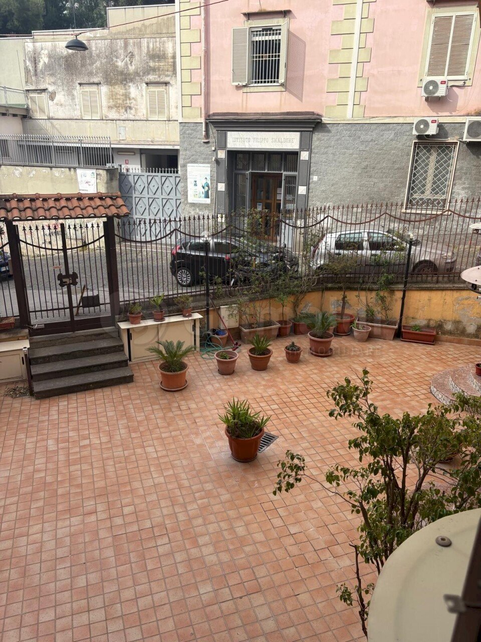 5.JPG - Appartamento Napoli (zona Materdei) - foto 3