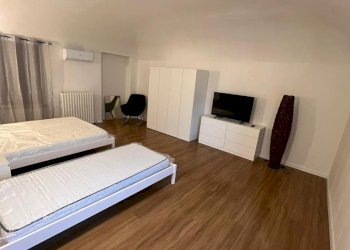 1000076056.jpg - Two-room apartment Via Francesco Donato 27, Vercelli - photo 6