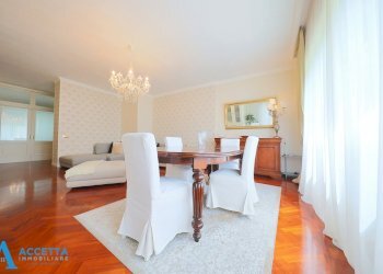 Salone - Quadrilocale Via Pietro Gobetti 5, Taranto - foto 6