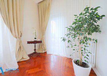 Salone - Quadrilocale Via Pietro Gobetti 5, Taranto - foto 8